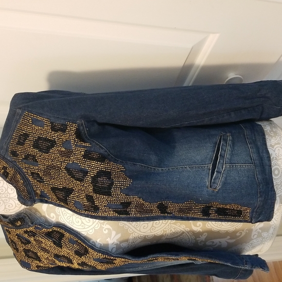 Chico's Jean's Embroidered Jaquet - sz 0 - Picture 4 of 8